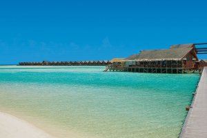 Maldives resort.jpg